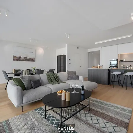 Апартаменти Oosteroever Seaview - Luxury With Sea View In *