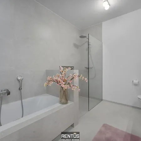 Апартаменти Oosteroever Seaview - Luxury With Sea View In Остенде