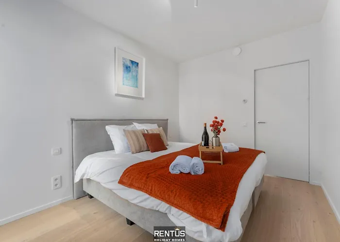 Lägenhet Oosteroever Seaview - Luxury With Sea View In *